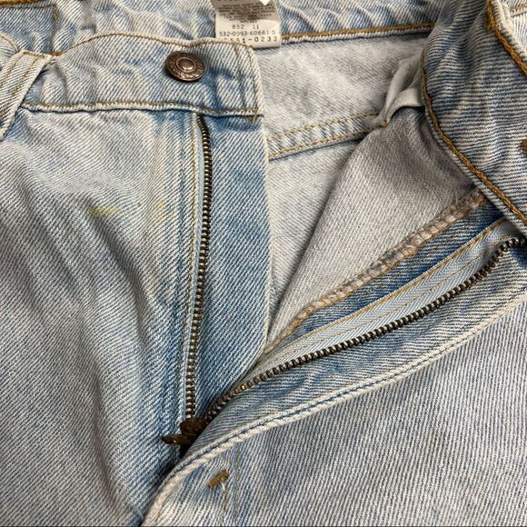 LEVI STRAUSS & CO. VINTAGE Light Washed Jeans 16551-0234 Size 10, USA Made 09/93 - Picture 8 of 13